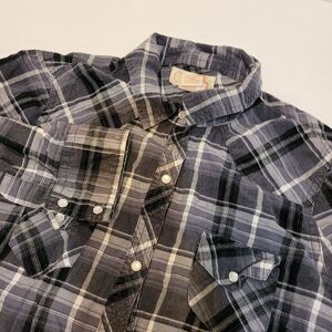 OP black plaid top, pearl snaps, size M‎